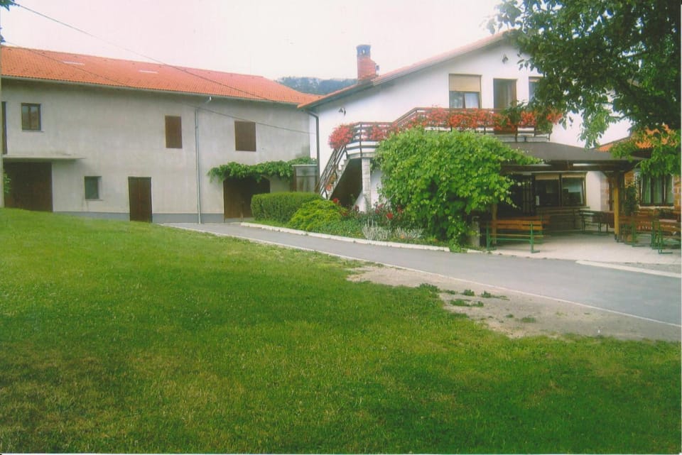 Janezinovi House Country House in Primorje-Gorski Kotar County