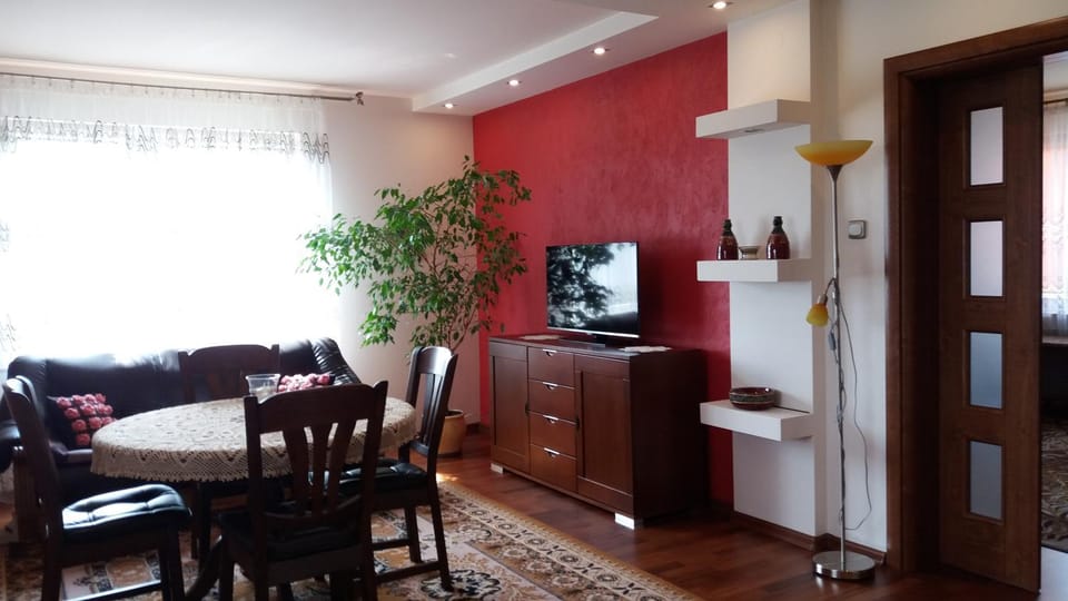 TV and multimedia, Seating area
