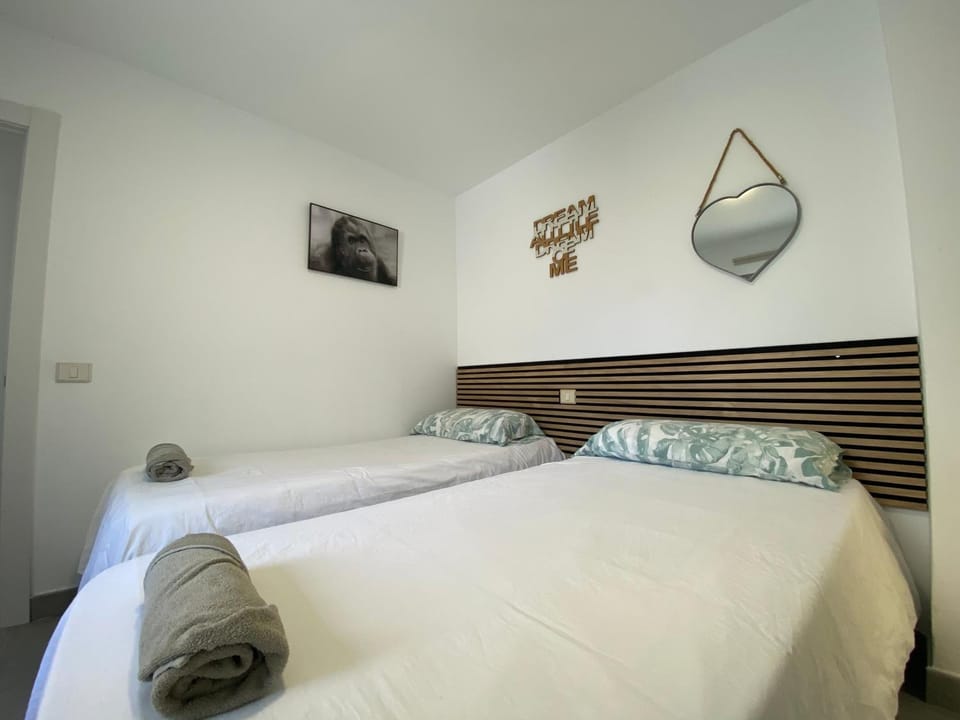 Holiday Home & Rooftop Lounge Apartment in Las Palmas de Gran Canaria