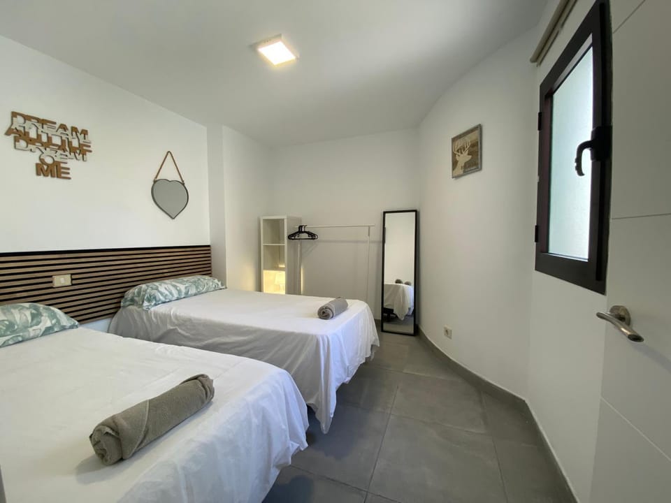 Holiday Home & Rooftop Lounge Apartment in Las Palmas de Gran Canaria