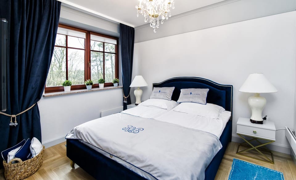 Apartament ,,Cesarski Dwór” Apartment in Pomeranian Voivodeship