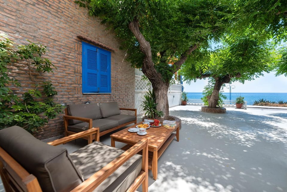 Patio, Day, Summer, Sea view