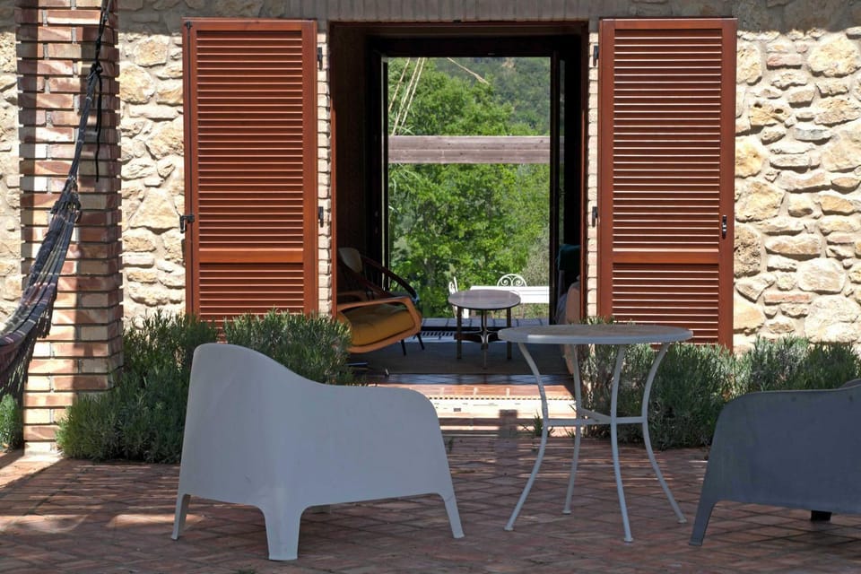 Patio, Seating area