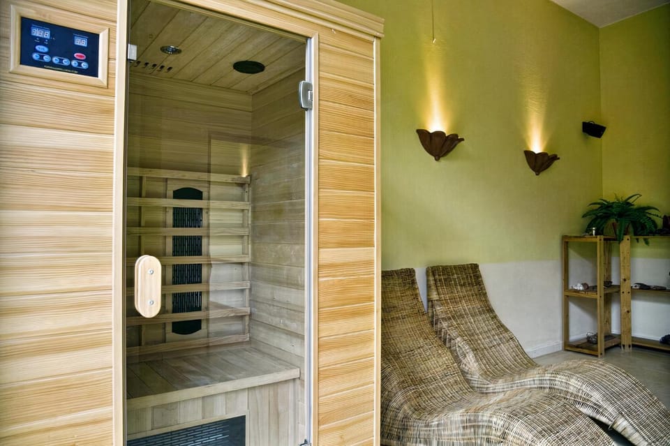 Sauna, Spa and wellness centre/facilities