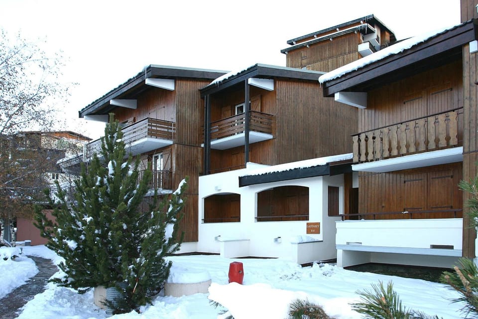 Property building, Winter