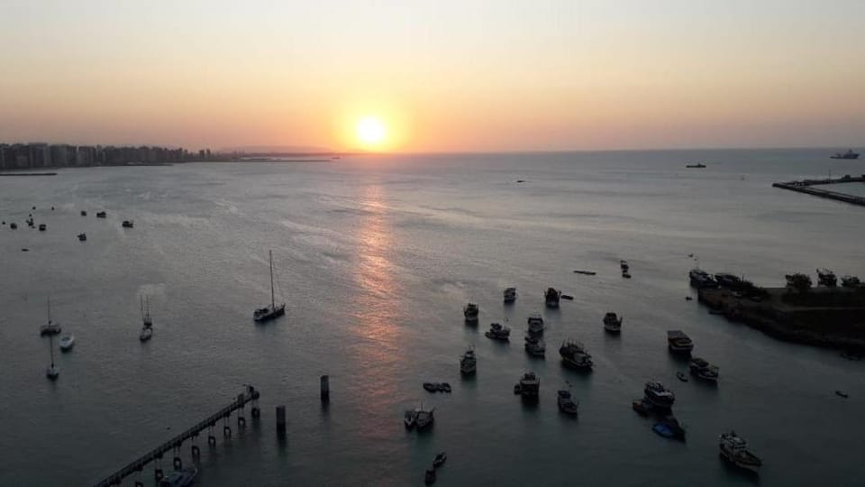Flat Vista Completa Beira Mar Apartment hotel in Fortaleza