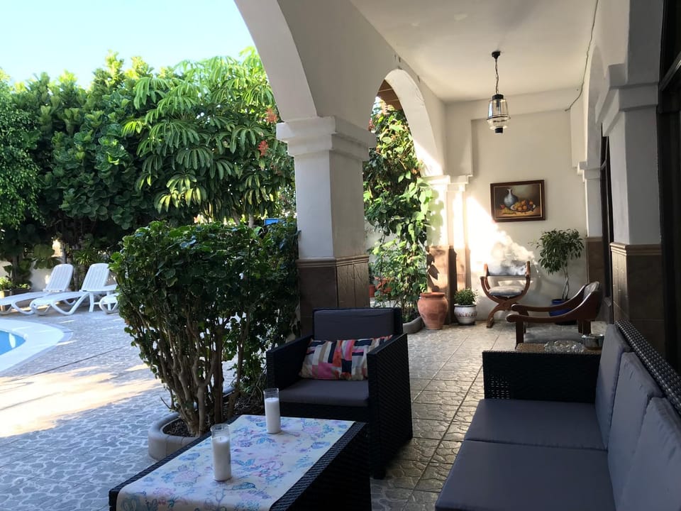Las Americas Family Inn Bed and Breakfast in Playa de las Americas