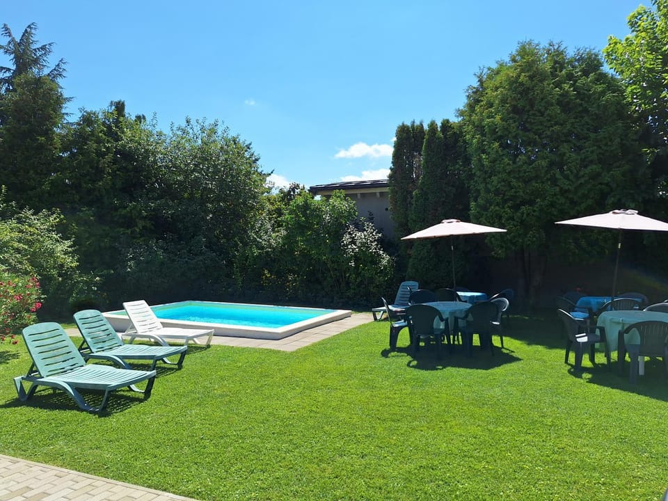 Property building, Swimming pool