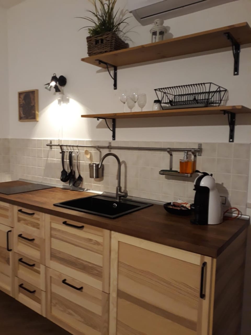 Coffee/tea facilities, Kitchen or kitchenette