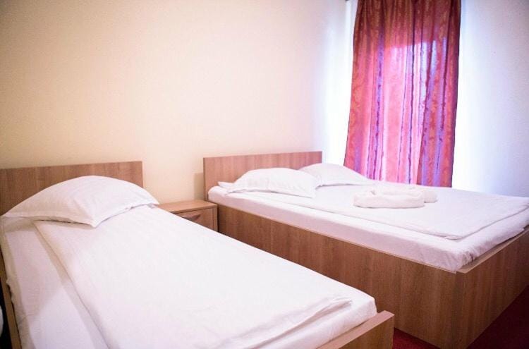 Cazare FAN Hotel in Romania