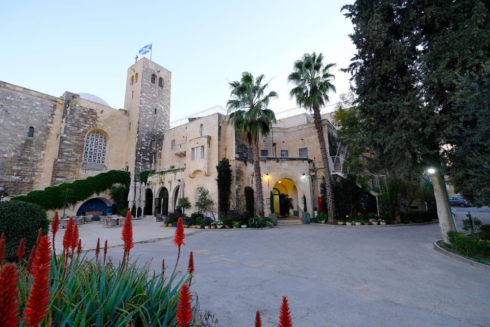 Patio, Facade/entrance, Banquet/Function facilities