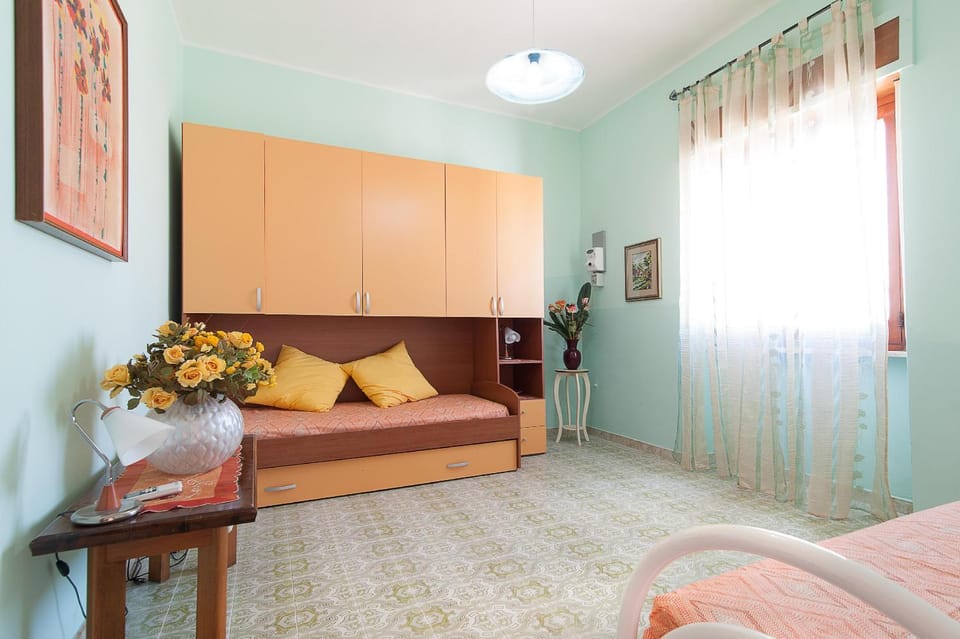 The green sea small house Apartment in Torre San Giovanni