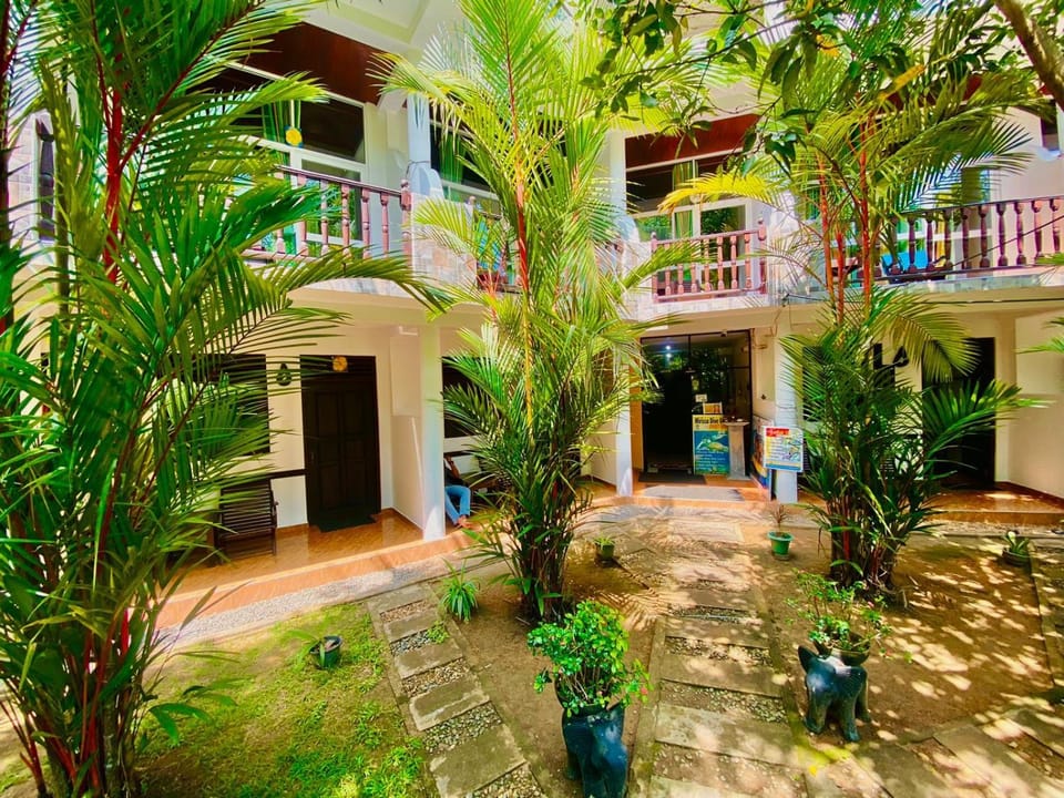 Property building, Garden, Garden view