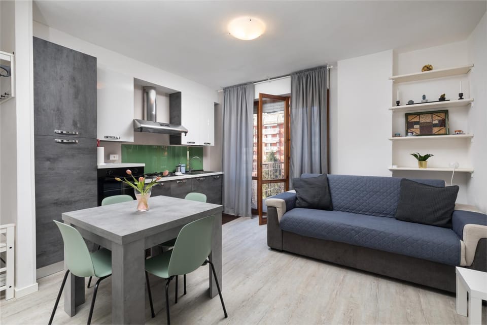 Kitchen or kitchenette, Living room, Seating area