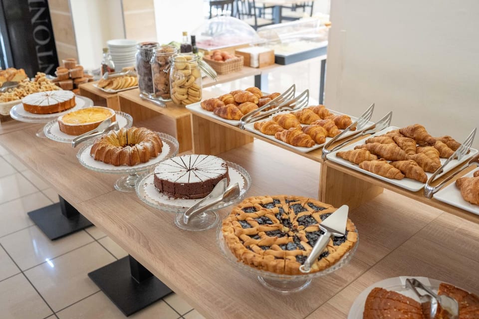 Buffet breakfast