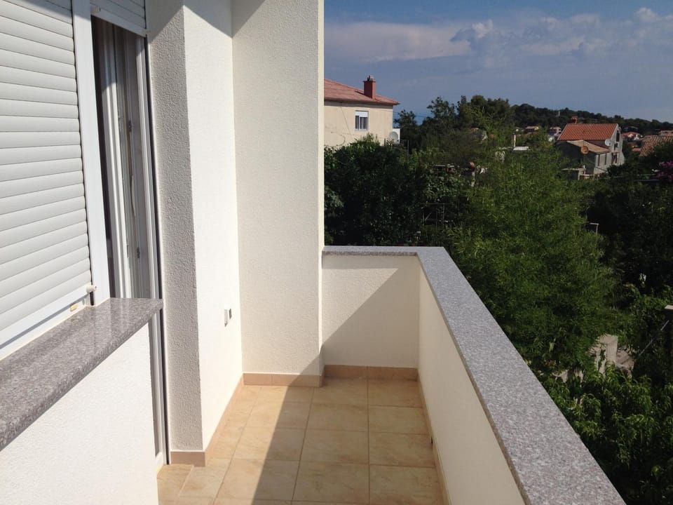 Balcony/Terrace, City view, Garden view