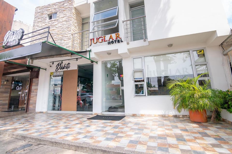 Property building, Facade/entrance