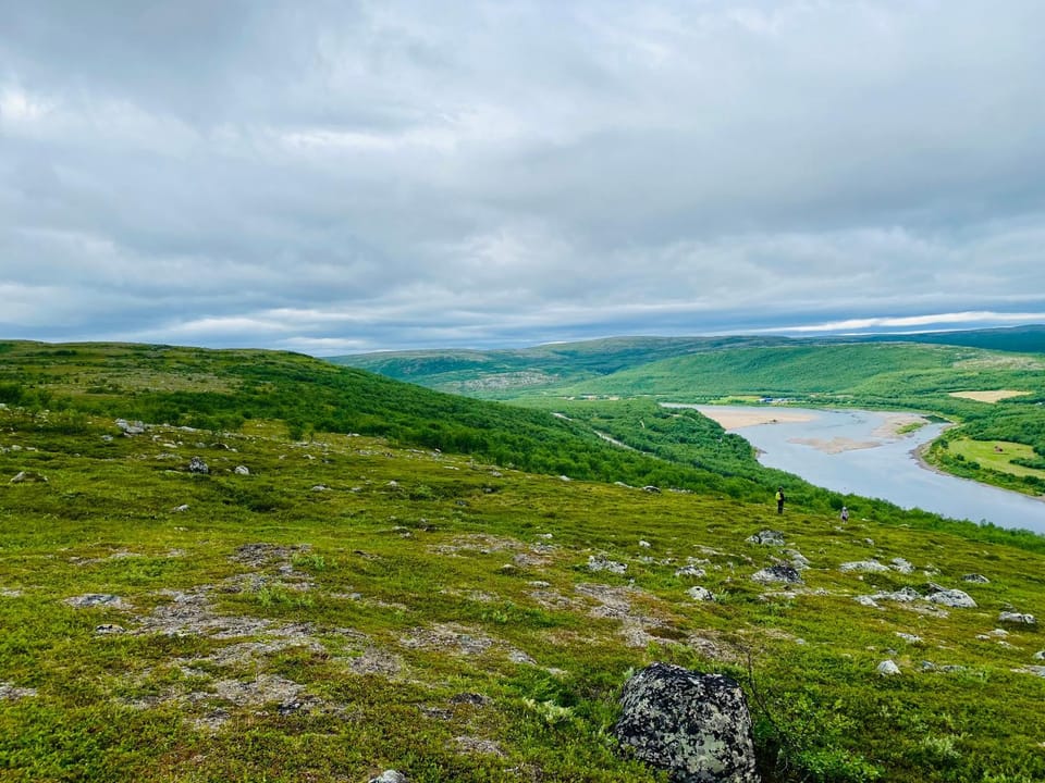 Nearby landmark, Natural landscape