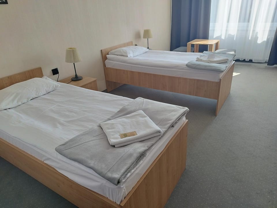 Photo of the whole room, Bedroom, towels