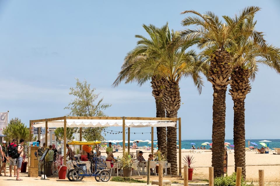 Off site, Beach