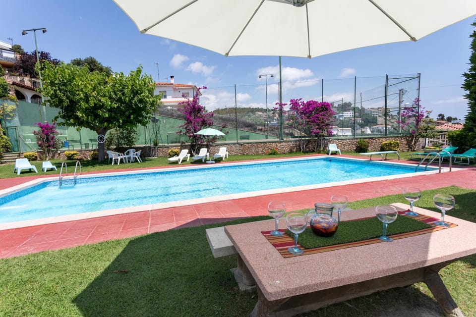 On site, Swimming pool