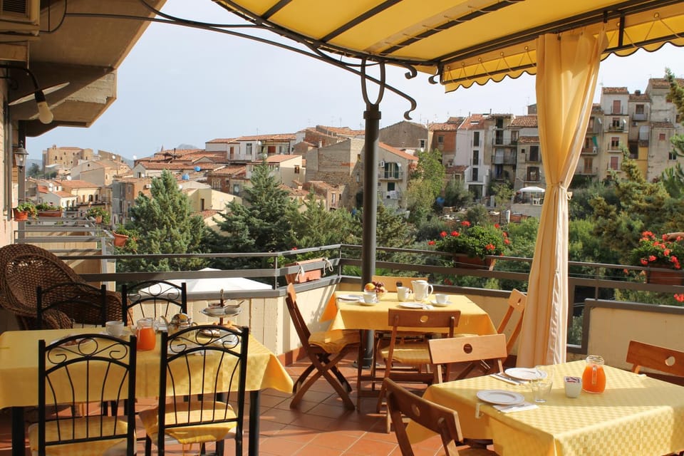 Balcony/Terrace, Continental breakfast, Italian breakfast