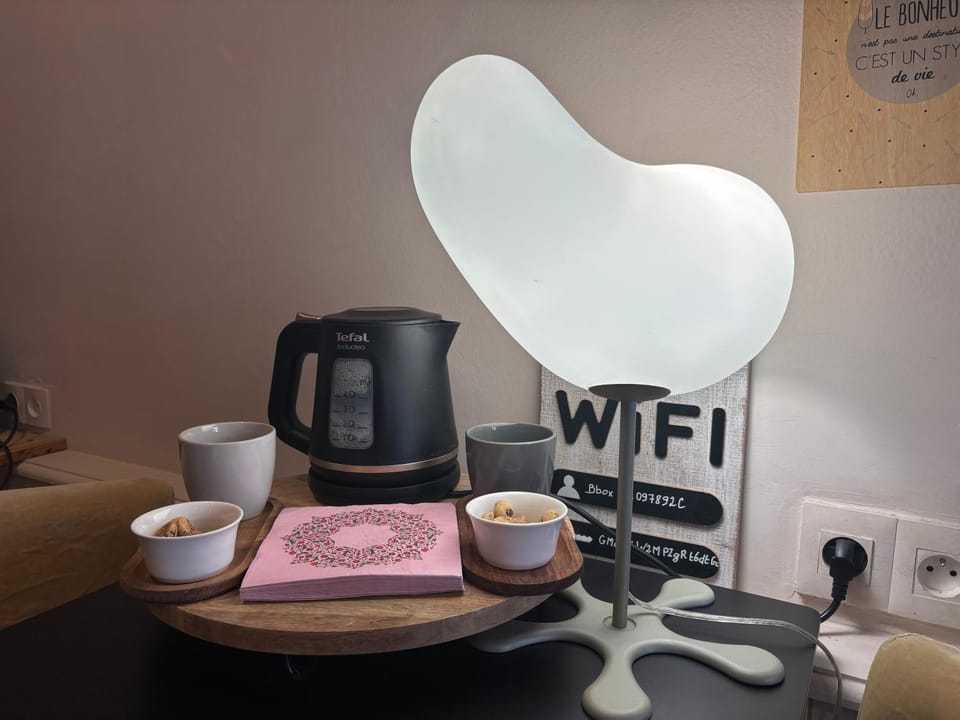 Coffee/tea facilities