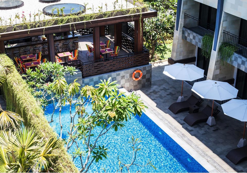 Pool view, Swimming pool