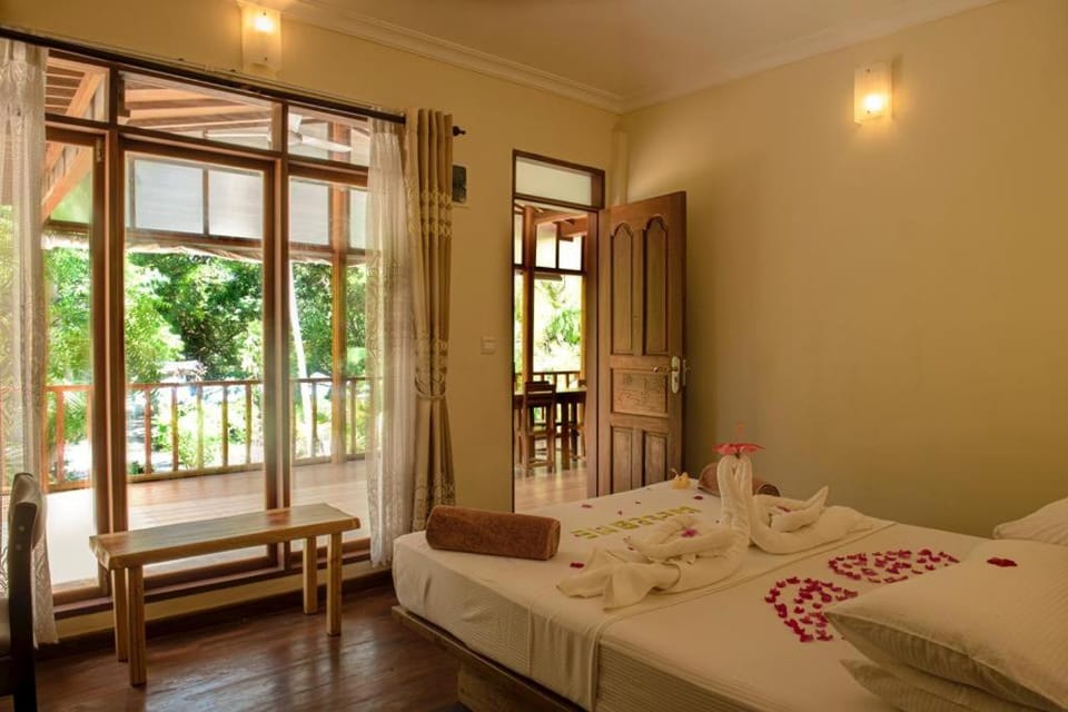 Detour Beach View Bed and Breakfast in Maldives