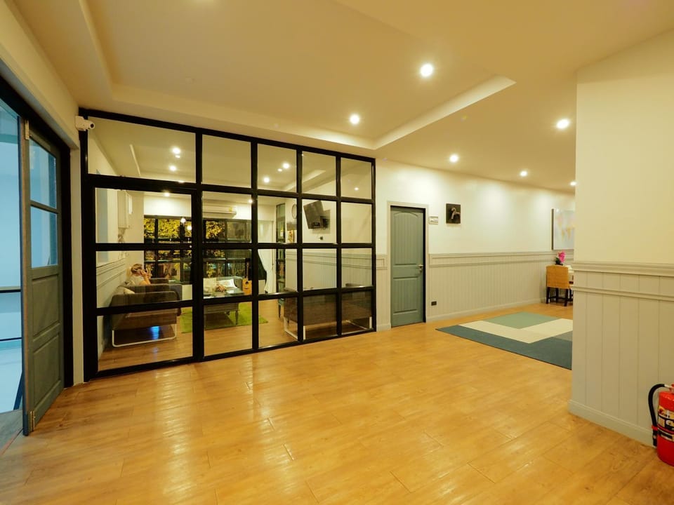 Photo of the whole room