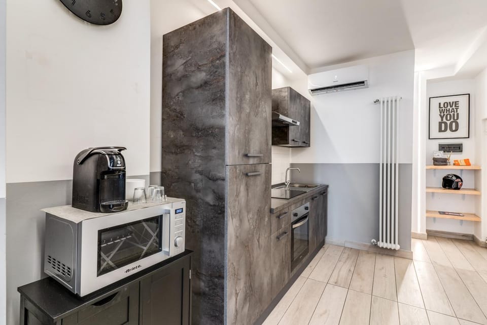 Kitchen or kitchenette, kitchen