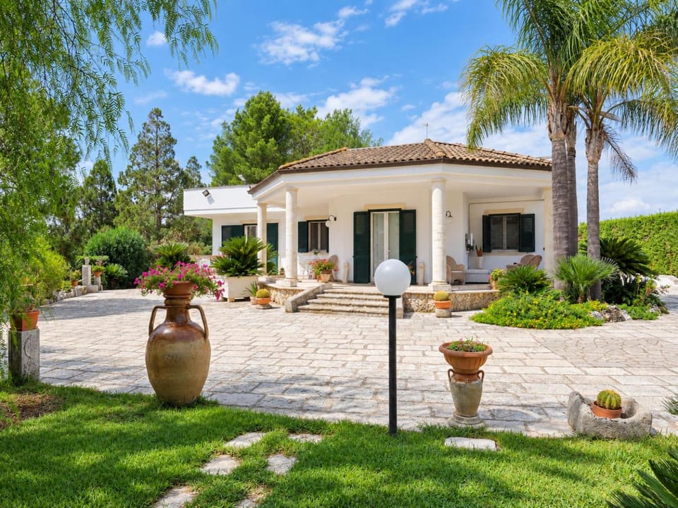 Property building, Garden