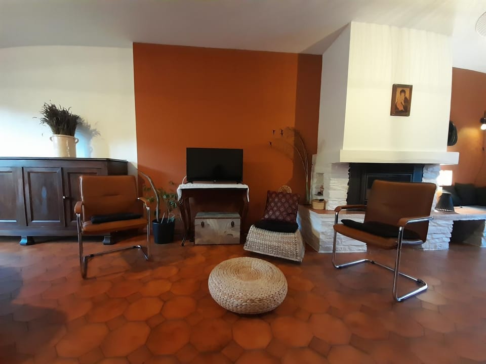 Les Violettes House in Occitanie