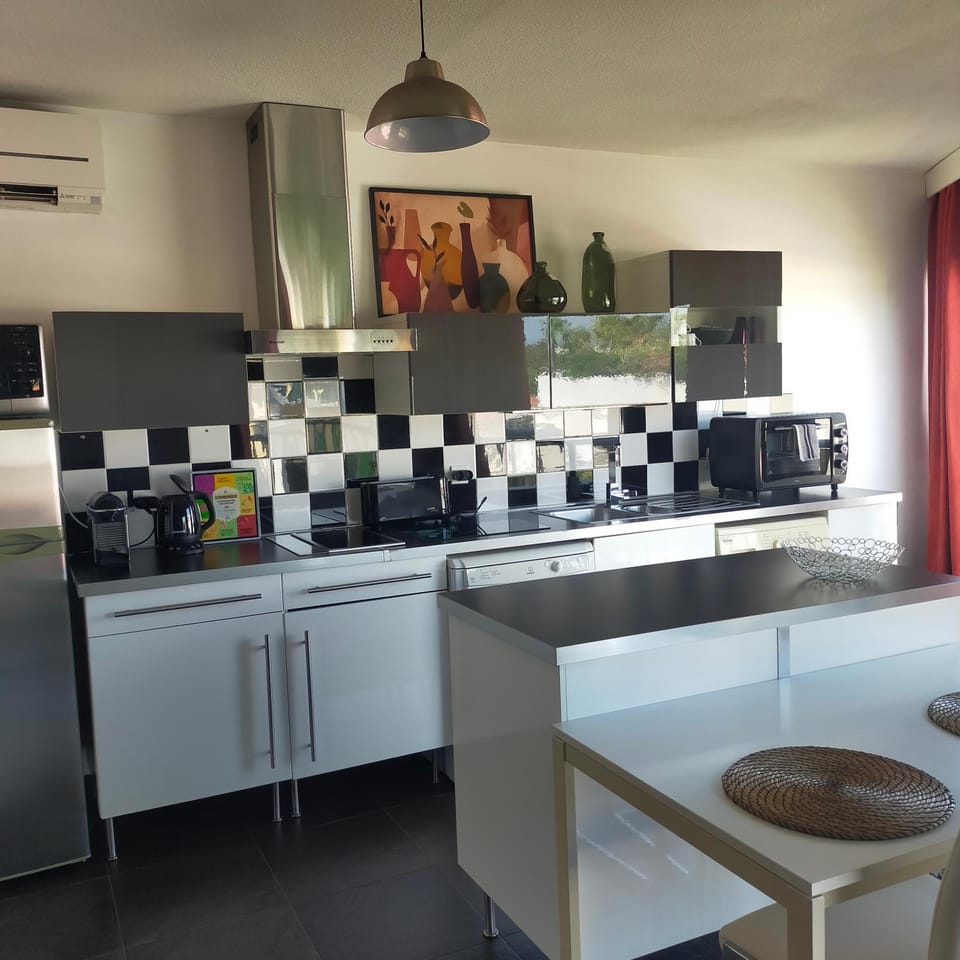 Tu Casa parking fibre optique Netflix Apartment in Saint-Raphael