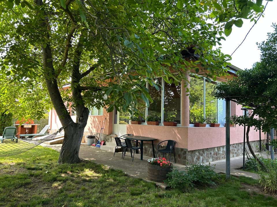 Nadya Holiday Home House in Dobrich Province, Bulgaria