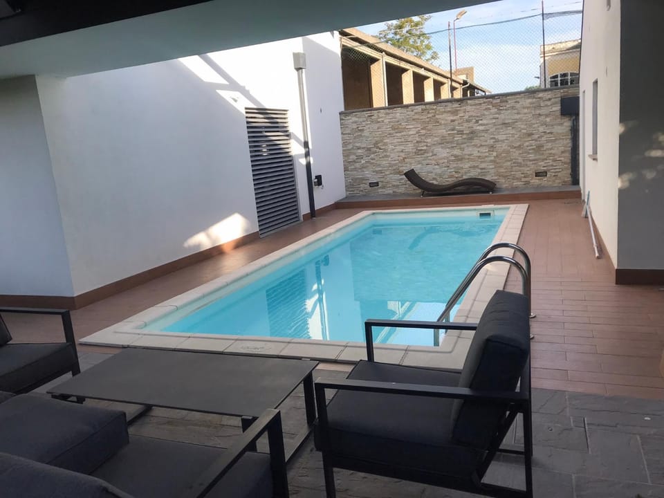 Patio, Swimming pool