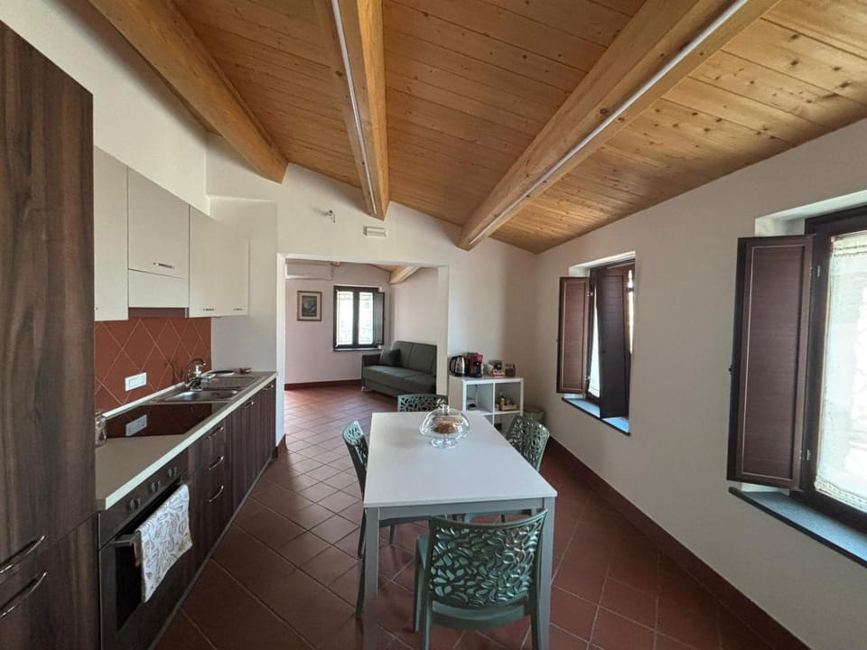 Kitchen or kitchenette, Living room, Photo of the whole room, Seating area