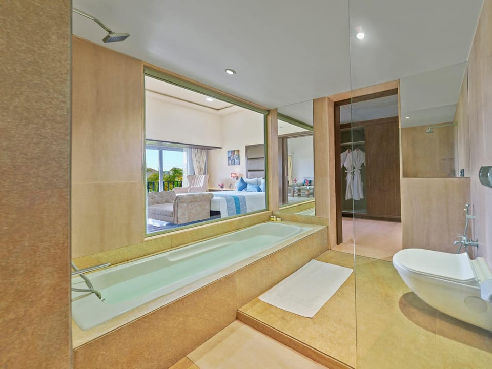 Toilet, Bathroom, Bath