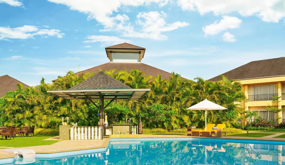 Property building, Swimming pool