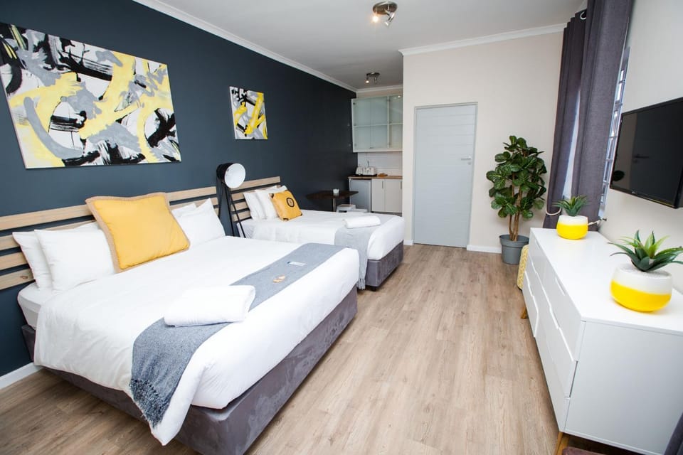 Kitchen or kitchenette, Photo of the whole room, Bedroom