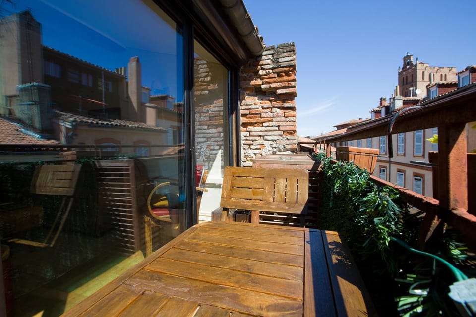View (from property/room), Balcony/Terrace, Sunrise