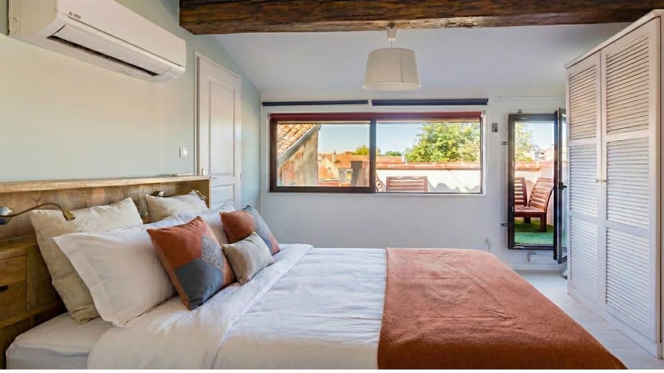 Loft 9 Rue Fermat Apartment in Toulouse