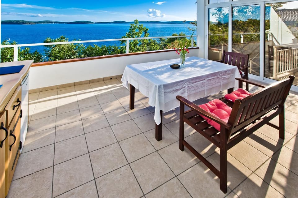 Balcony/Terrace, Seating area, Sea view