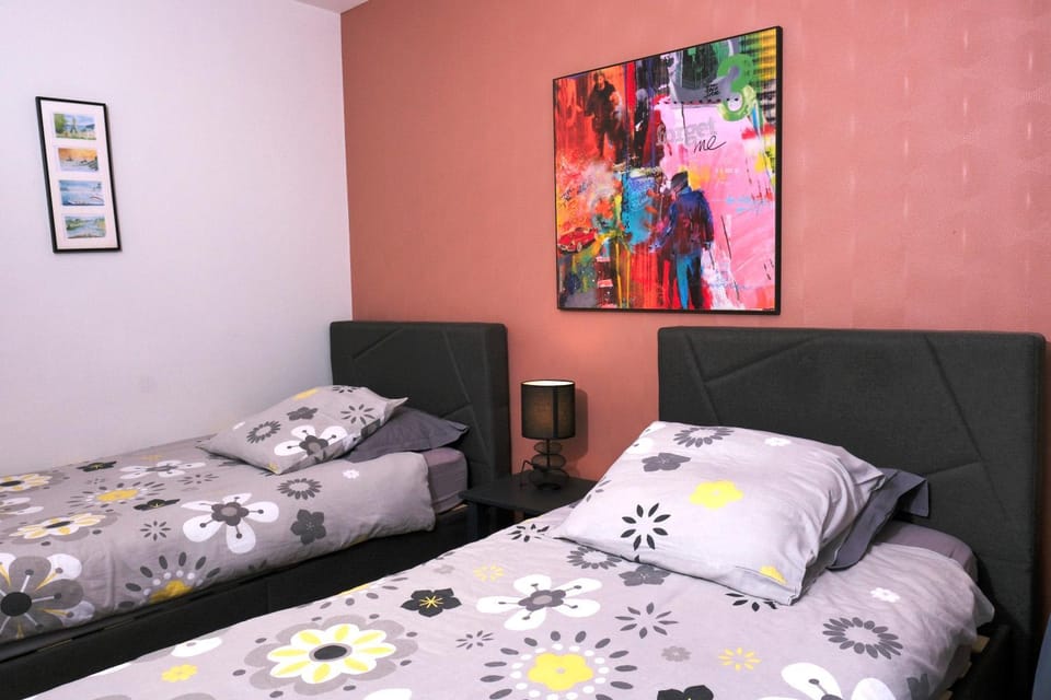 Les Roses Bed and Breakfast in Santec