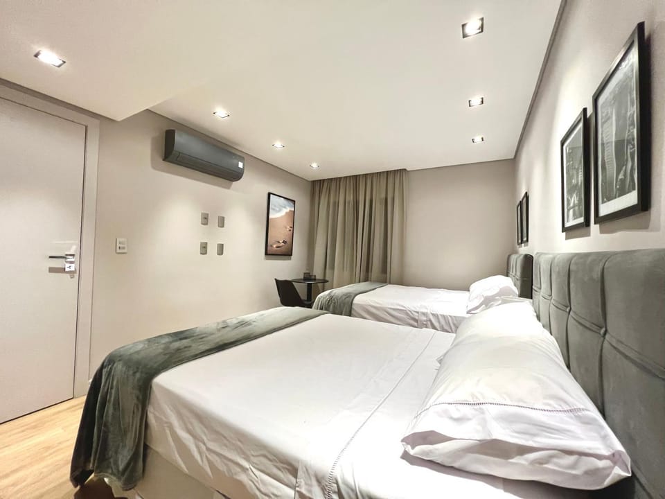 Bed, Bedroom, air conditioner