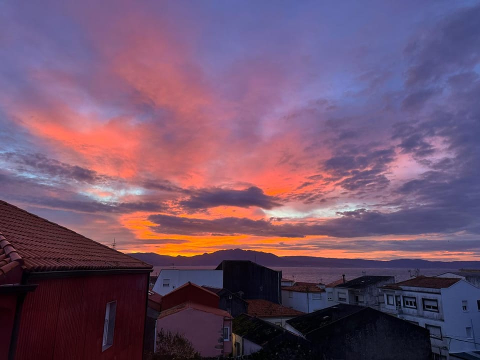 Natural landscape, Mountain view, Sea view, Sunrise