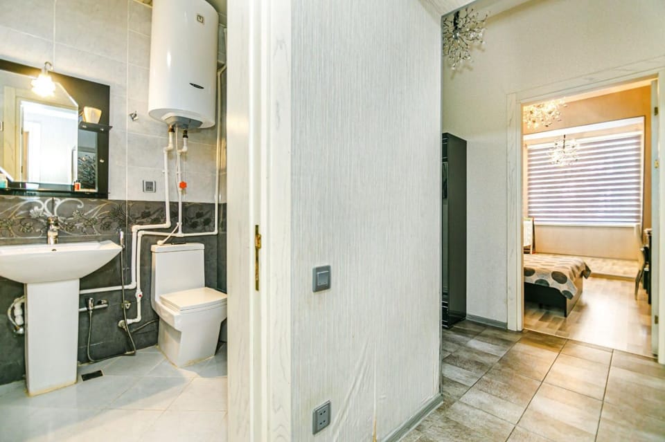Bathroom, Bath