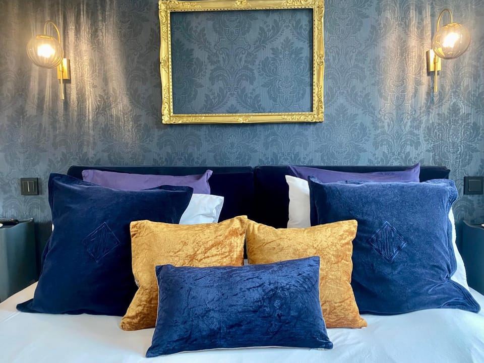 Bed, Night, Bedroom
