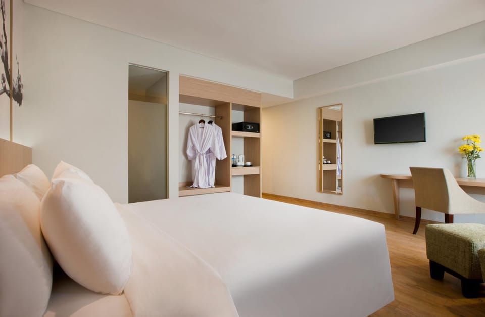 Bed, Bedroom, wardrobe