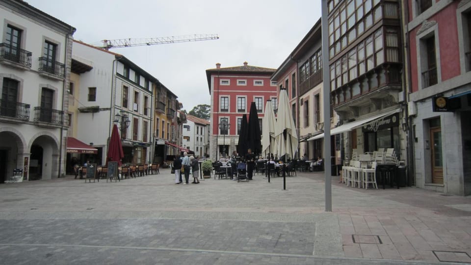 Neighbourhood, Area and facilities, Shopping Area